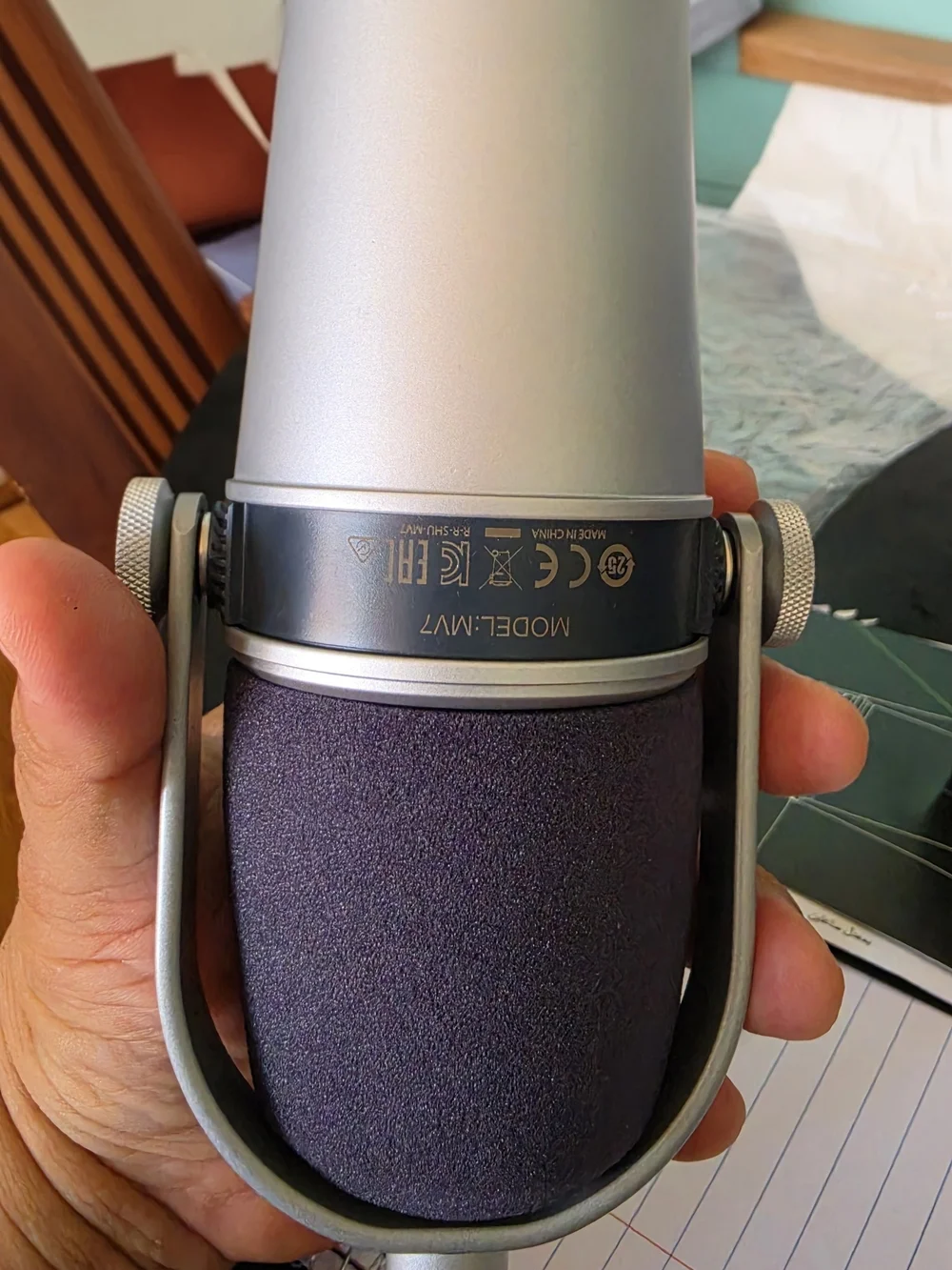 Shure mv7 dynamic